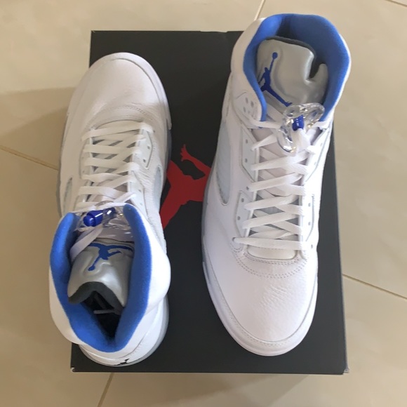 NWT Air Jordan 5 Stealth